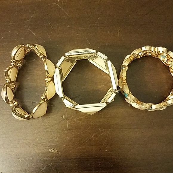 Fun bracelets - Picture 2 of 4